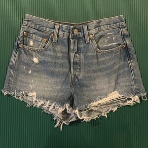 Levi’s 501 shorts size 27 great condition
